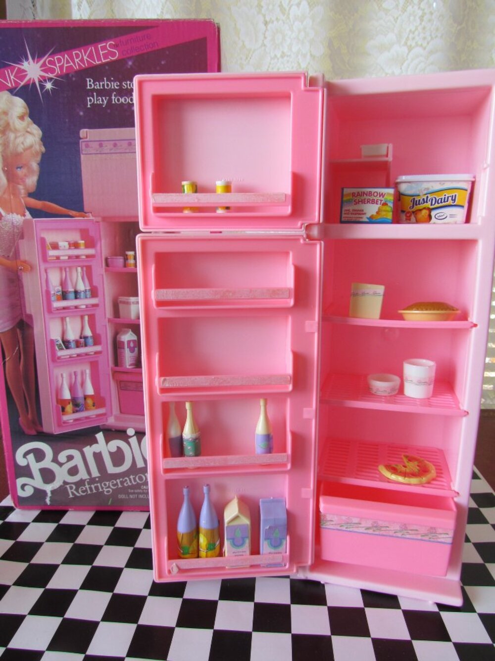 BARBIE REFRIGERATOR, PINK FRIDGE in ORIGINAL BOX, VINTAGE 1990 MATTEL #4776 GOOD